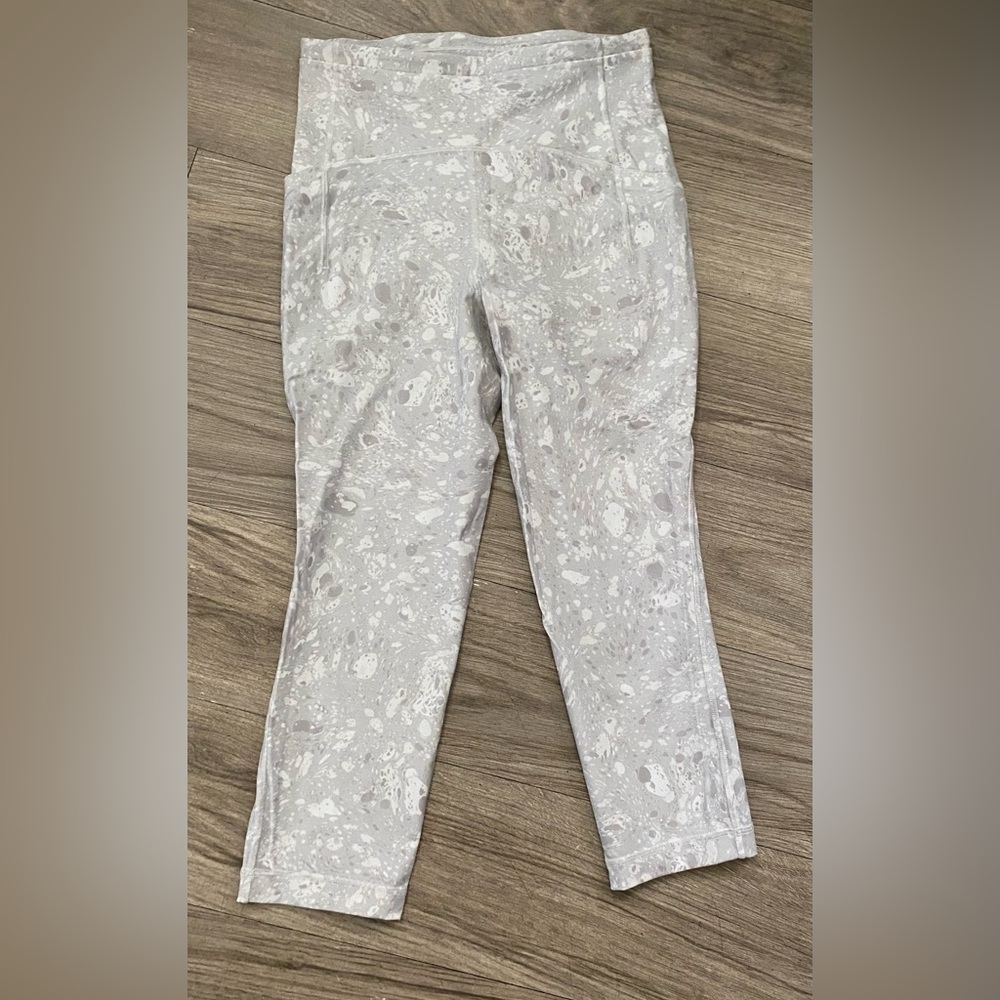 lululemon athletica Light Gray Patterned Leggings